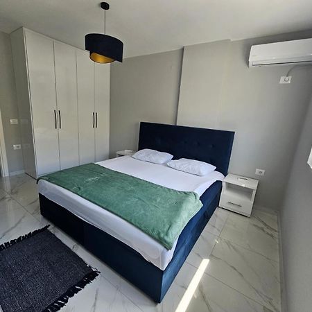 Amazing Sea View Apartment Sarande Ngoại thất bức ảnh