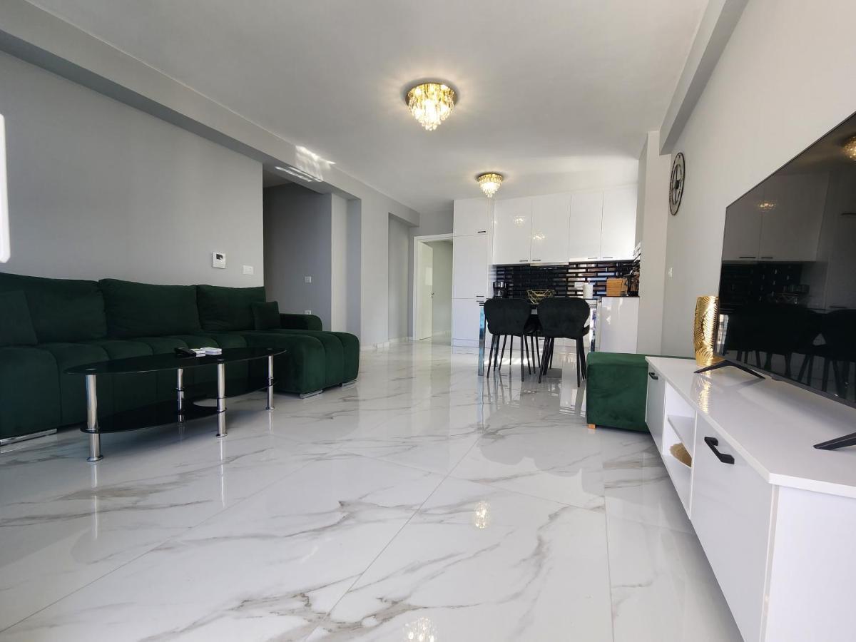 Amazing Sea View Apartment Sarande Ngoại thất bức ảnh